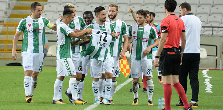 Konyaspor'da futbolcular mutlu ve inançlı