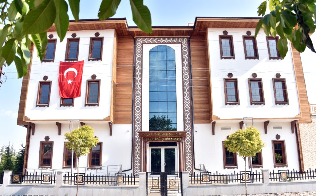 Güneysınır ve Sarayönü Şehir Konakları Hizmete Giriyor