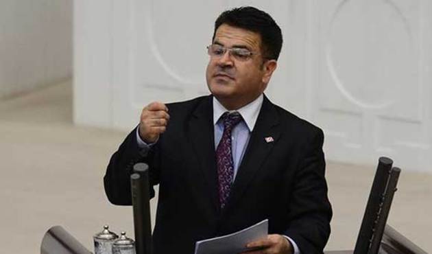 MHP'de ikinci istifa! Eski vekil partiden ayrıldı...