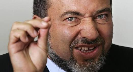 Liberman'dan İran'a "tehdit"