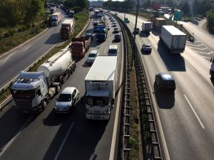 Anadolu Otoyolunda bayram trafiği