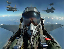 Sivile geçen 300 savaş pilotu geri dönüyor