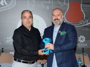 Meram’da Sultan Abdülhamid konuşuldu