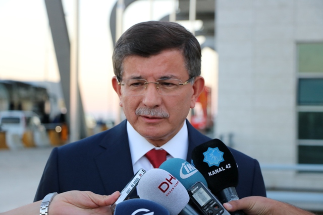 Eski Başbakan Davutoğlu'ndan Konyaspor yorumu: Ahmet bey...