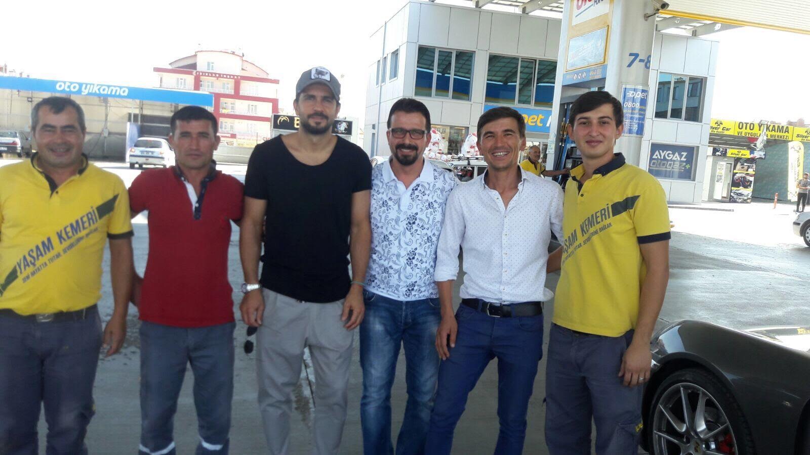 Ali Turan'a taraftarlardan moral