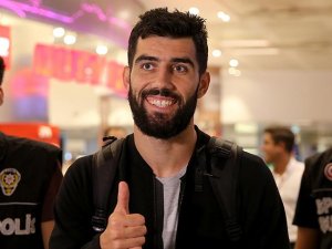 Luis Neto, İstanbul'da