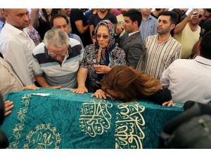 Sunucu Şaşmaz, son yolculuğuna uğurlandı