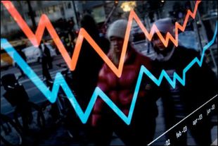Çin son 6 yılda ilk kez ticaret açığı verdi