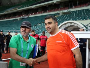 Gençlerbirliği'nde Ümit Özat ile yollar ayrıldı