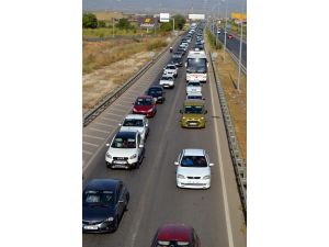 Tatilciler dönüş yolunda