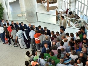 Başkan Akyürek belediye çalışanlarıyla bayramlaştı