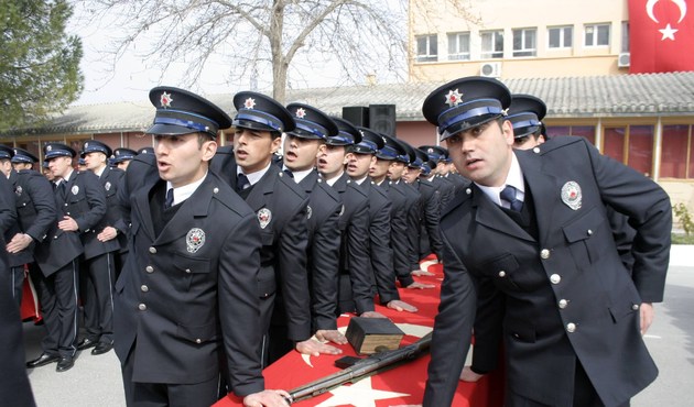 13 bin polis memuru adayı alınacak...
