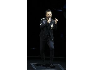 Tarkan'ın konserine yoğun ilgi