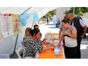 Kırşehir'de "sağlıklı yaşam" çadırı kuruldu