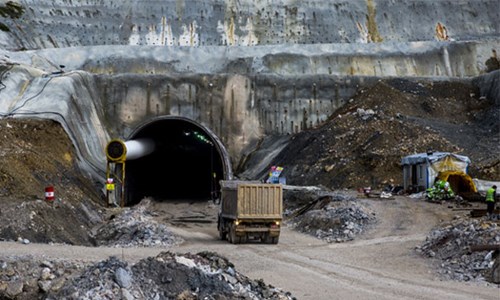 Alcabel Tüneli'nde çalışmalar devam ediyor