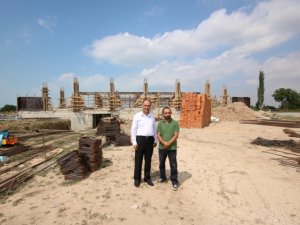 Yarı Olimpik Kapalı Yüzme Havuzu yıl sonunda hizmete girecek