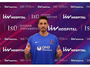 Sosa ve Volkan Şen'e havalimanında coşkulu karşılama