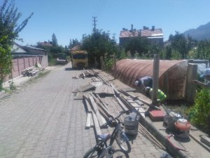 Seydişehir Belediyesi kaldırım çalışmalarına devam ediyor