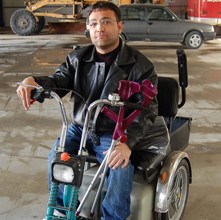 Engellilere araçları teslim edildi