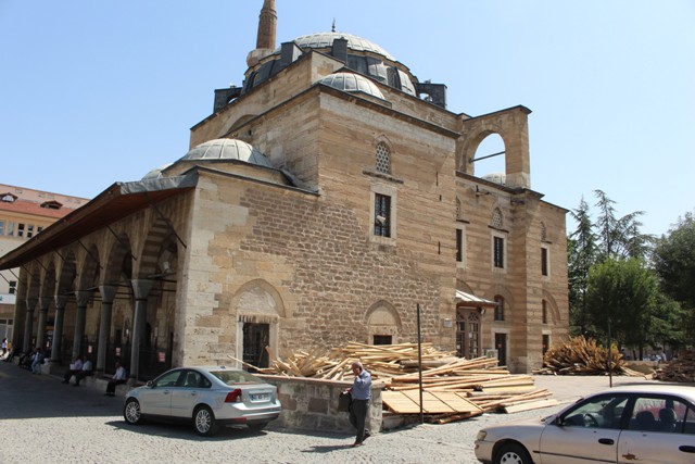 Şerafettin Camii Bakıma Giriyor