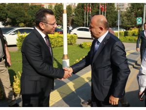 Başbakan Yardımcısı Işık, tapu dağıtım törenine katıldı