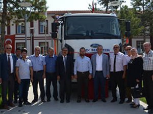 Ilgın Belediyesine çöp kamyonu desteği