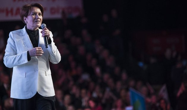 Meral Akşener yeni parti için tarih verdi!