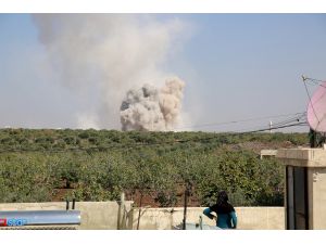 İdlib'e şiddetli hava saldırıları sürüyor