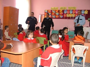 Öğrencilere trafik eğitimi