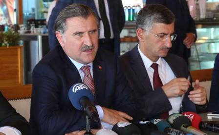 Bakan Bak'tan yabancı sınırı açıklaması.