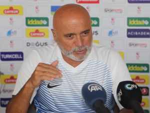"Oynadığımız lig, mücadele ligi"