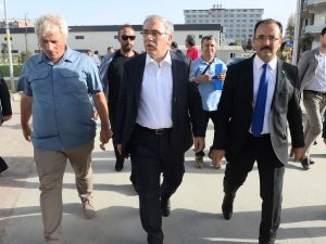 TOKİ Başkanı Turan Uşak'ta