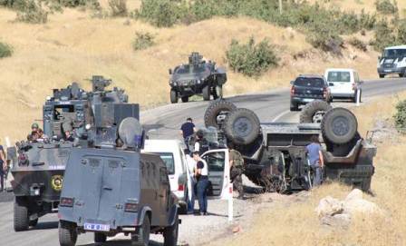 Şırnak’ta zırhlı araç devrildi: 2 polis yaralandı