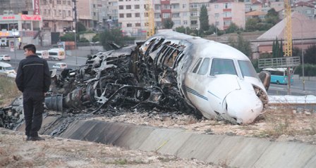 Jet kazası sonrası pilot ile kule arasındaki konuşma ortaya çıktı