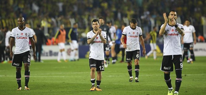 Beşiktaş, derbide ağır yara aldı