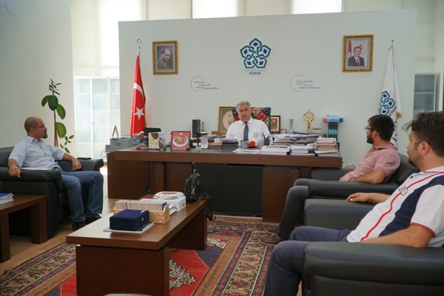 Şeker'den AÖF için övgü dolu sözler