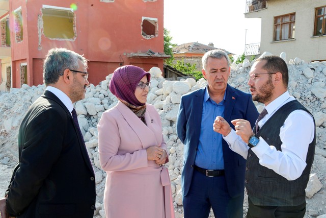 Aksinne’de yıkım çalışmaları hızlandı