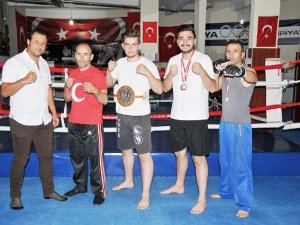 Dilbaz kemeri kaptı