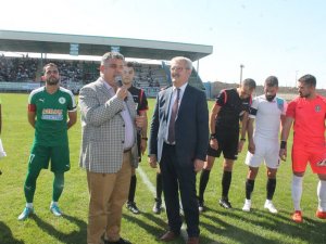 Ereğlispor kupasını aldı