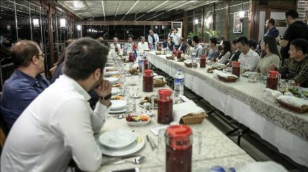 Çin medya temsilcileri Bursa'da gazetecilerle bir araya geldi