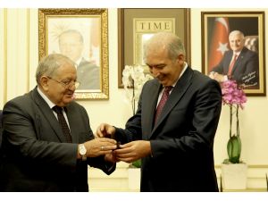 İstanbul Büyükşehir Belediye Başkanı Uysal, görevi devraldı