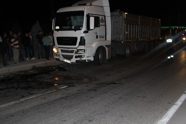 Cihanbeyli'de trafik kazası: 2 yaralı