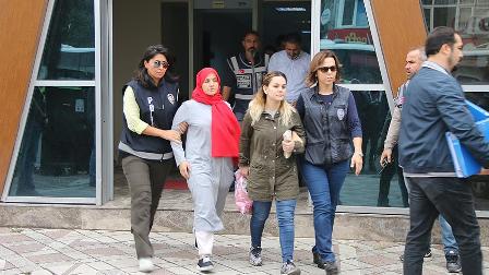 'Altın Kızlar'dan 1 milyon liralık dolandırıcılık