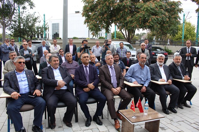 KONYA’DAN İHTİYAÇ SAHİPLERİNE BİN ÇİFT AYAKKABI