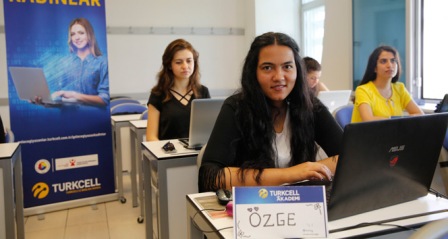 TOBB ve Turkcell desteğiyle kod yazmayı öğrendiler, şimdi projeleriyle yarışıyorlar