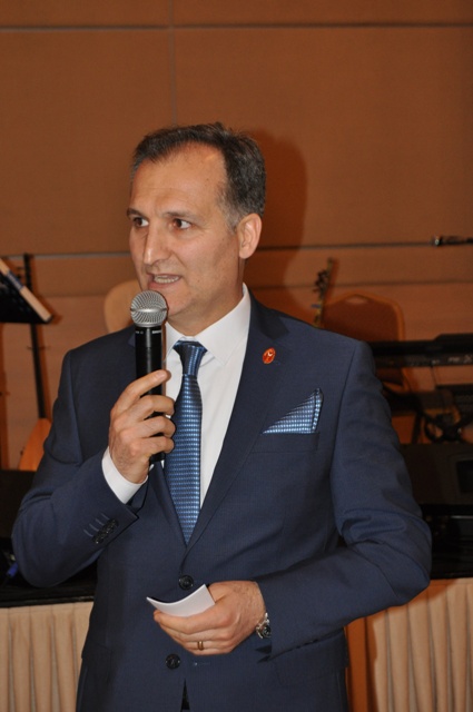 YAŞAR: HAYVANLARIN SORUNLARI EĞİTİMLE ÇÖZÜLÜR