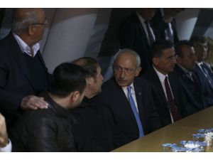Kılıçdaroğlu'ndan şehit ailesine taziye ziyareti
