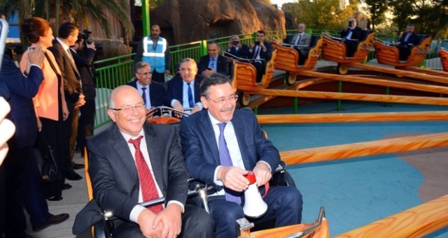 Gökçek 13 üniversite rektörüyle bir araya geldi