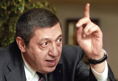 MHP'den Haberal'a destek