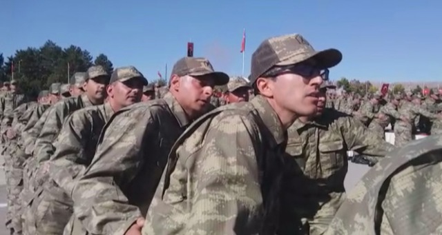 Kılıçdaroğlu oğlunun yemin törenine katıldı